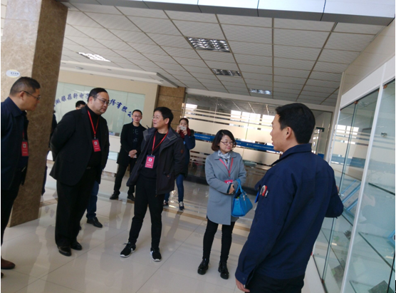 南陵籍的市人大代表们莅临我司视察调研